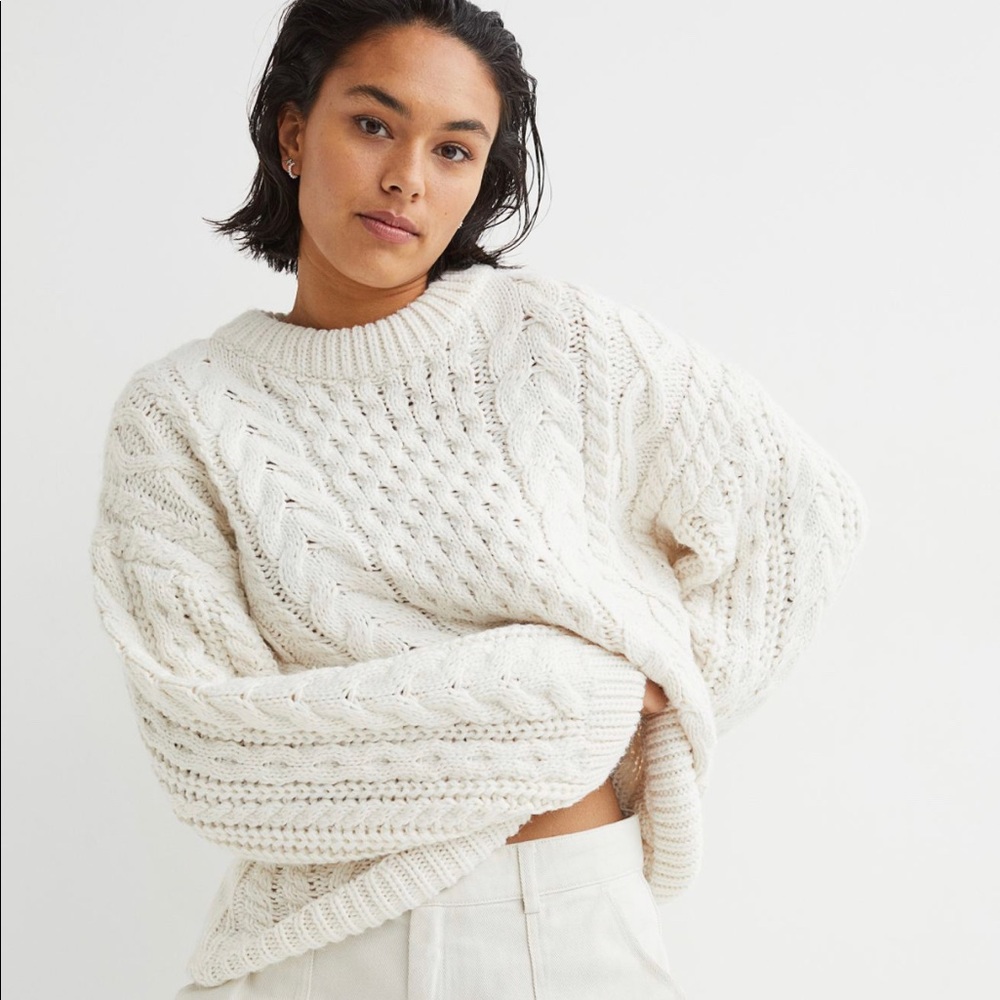 H&M Cable-knit sweater NWT